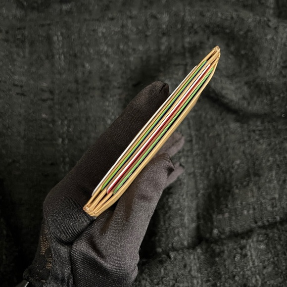 Auth Chanel Vintage Classic CC Logo Beige Flat Card Holder - Excellent - Picture 13 of 13